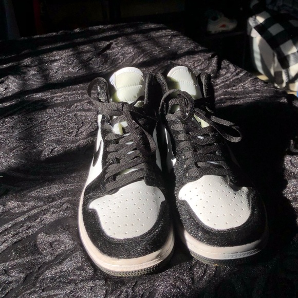 2019 Jordan Retro HightTwist worn once or twice - Picture 2 of 4